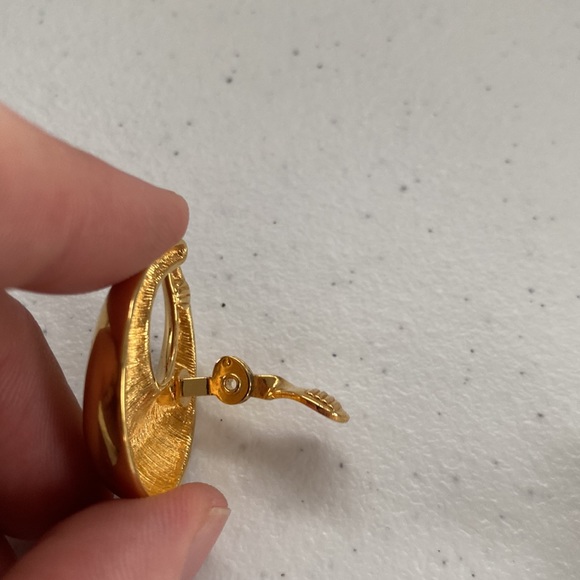 Vintage Gold Tone Crescent Monet Clip On Earrings - Picture 7 of 8